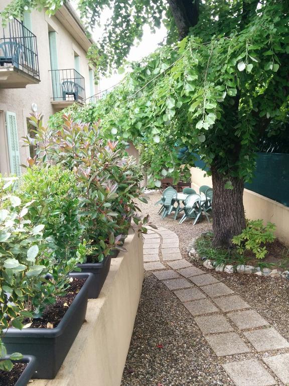 Hotel De La Grotte Aix-les-Bains Eksteriør bilde